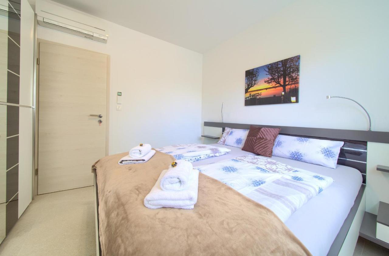 Villa Helines***** Linardići المظهر الخارجي الصورة