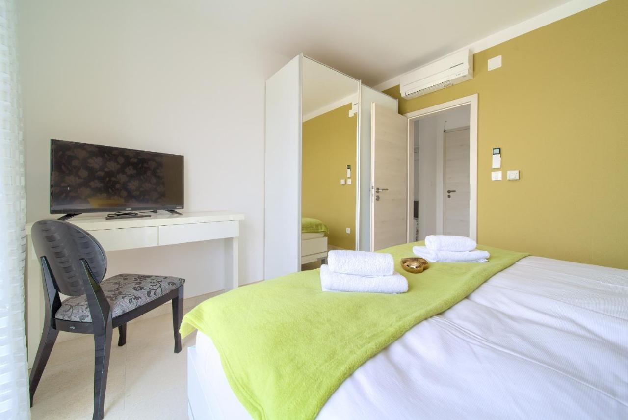 Villa Helines***** Linardići المظهر الخارجي الصورة